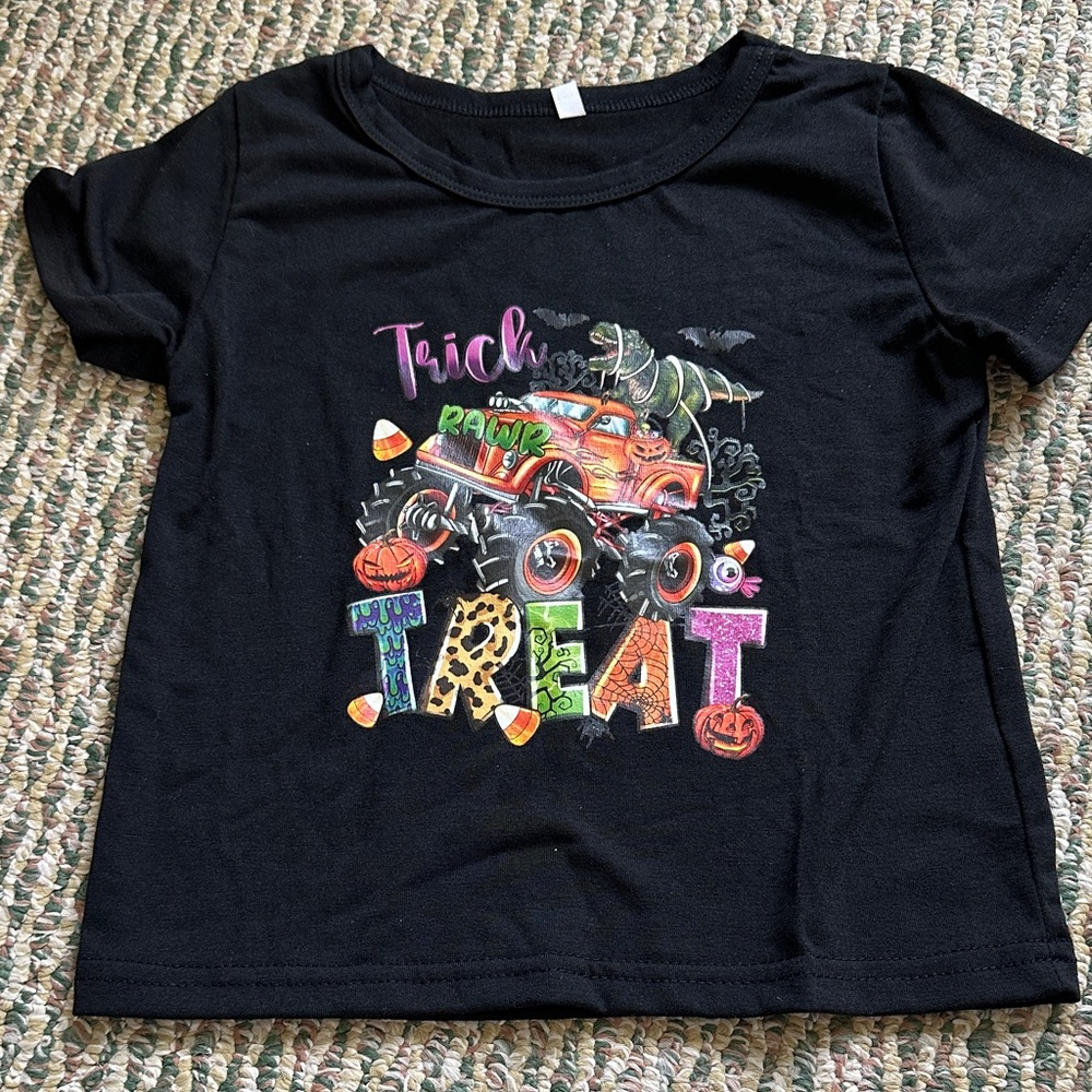 Nwt Kids Black Trick or Treat Graphic Tee